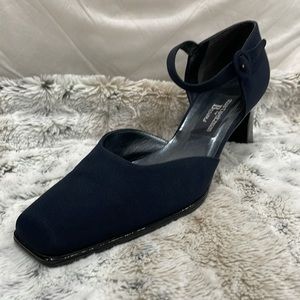 [8.5] Vintage Stuart Weitzman Square Toe Ankle Strap Heel | in Rich Navy Blue